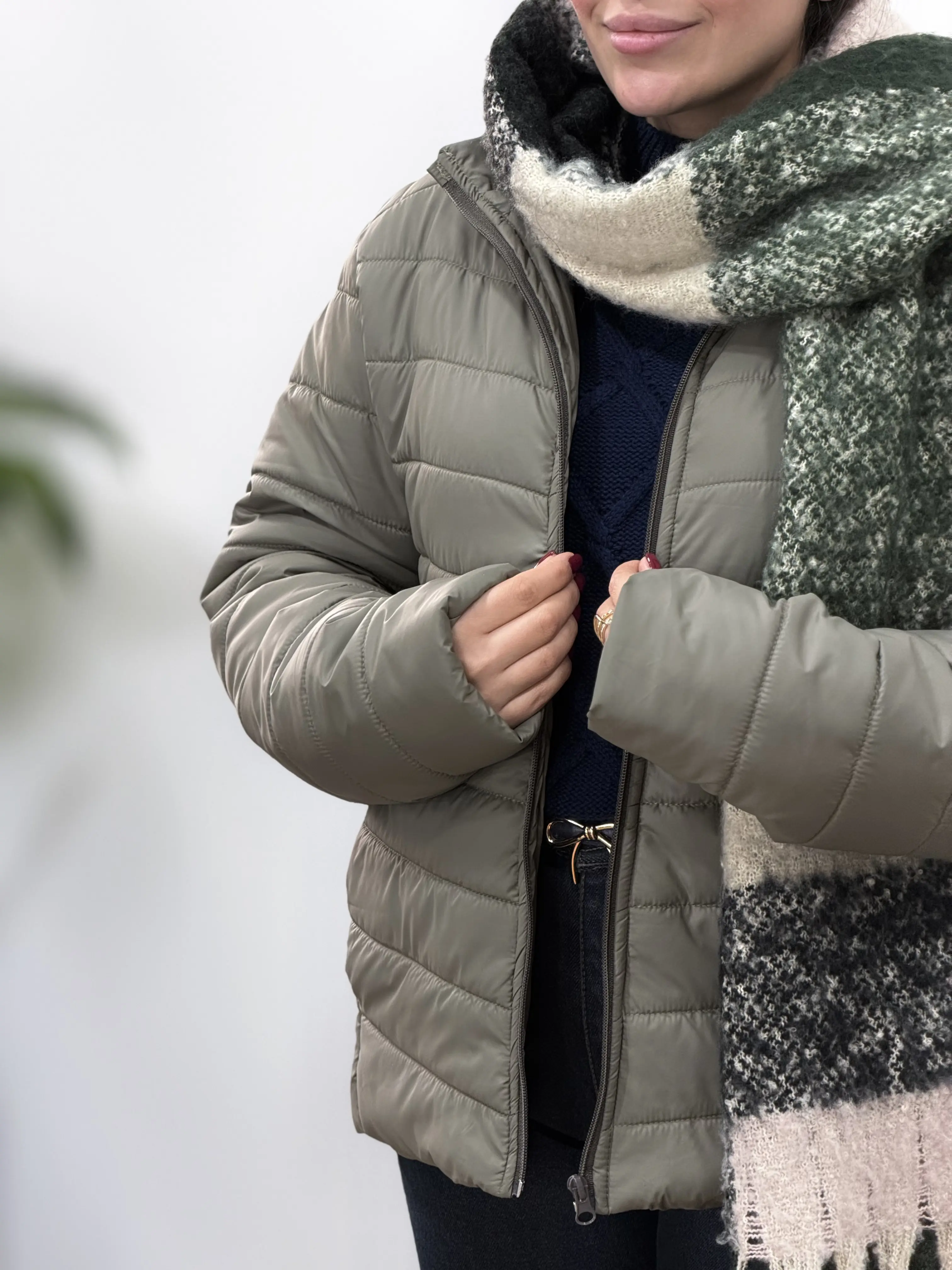 کاپشن زنانه کلاهدار الهه 1